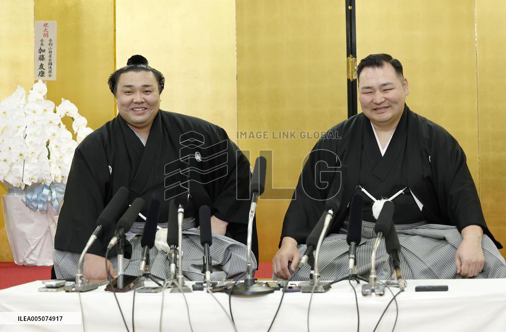 Sumo: Kirishima earns re-promotion to ozeki