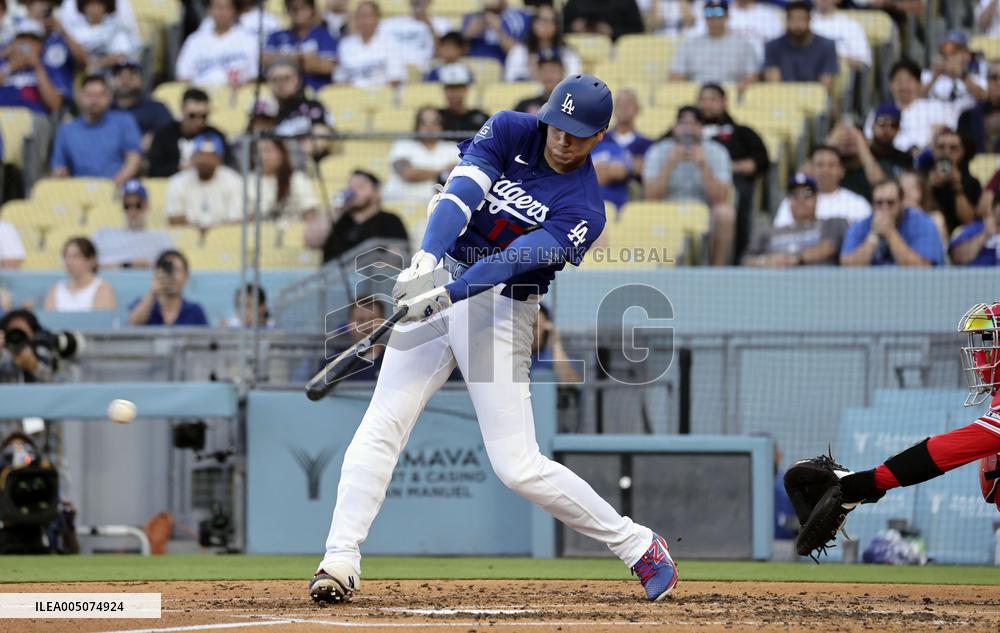 Baseball: MLB preseason game