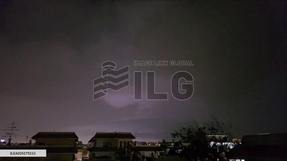 Qatar: Thunderstorm Lights Up Night Sky Over Doha