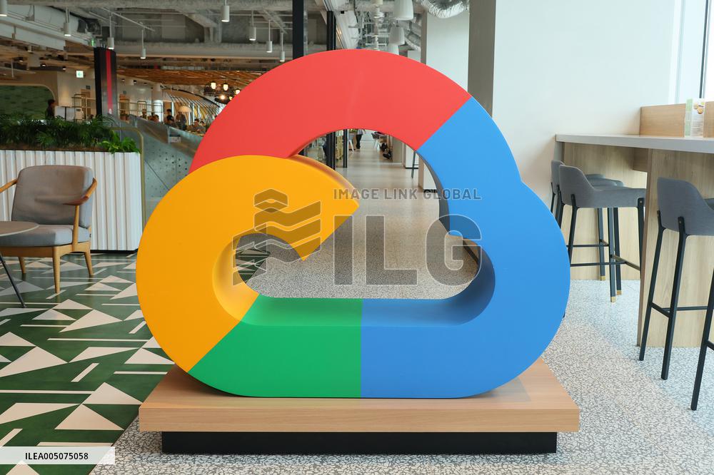 Google Cloud signboard and logo