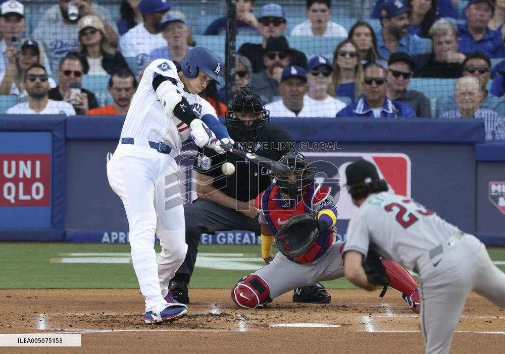 Baseball: Diamondbacks vs. Dodgers