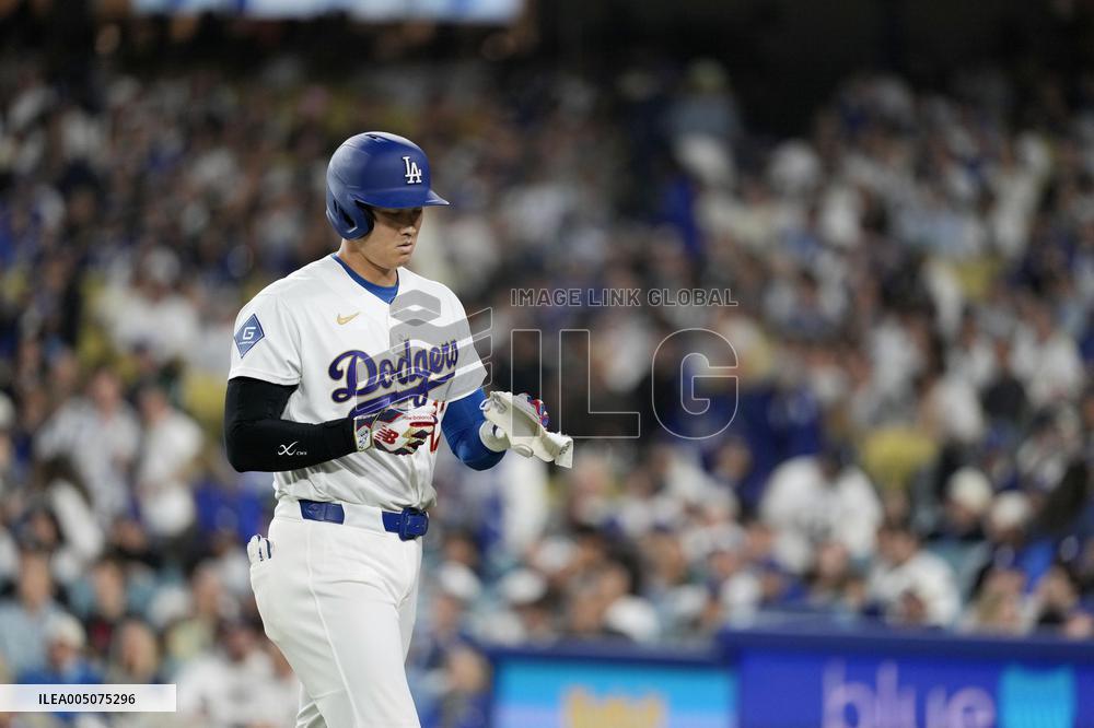 Baseball: Diamondbacks vs. Dodgers