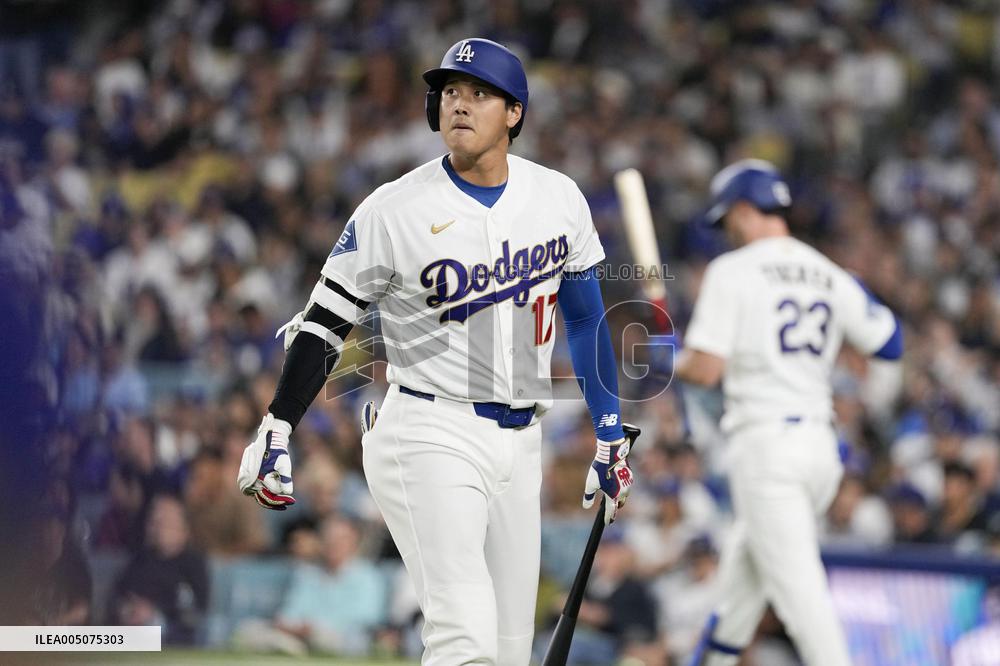 Baseball: Diamondbacks vs. Dodgers