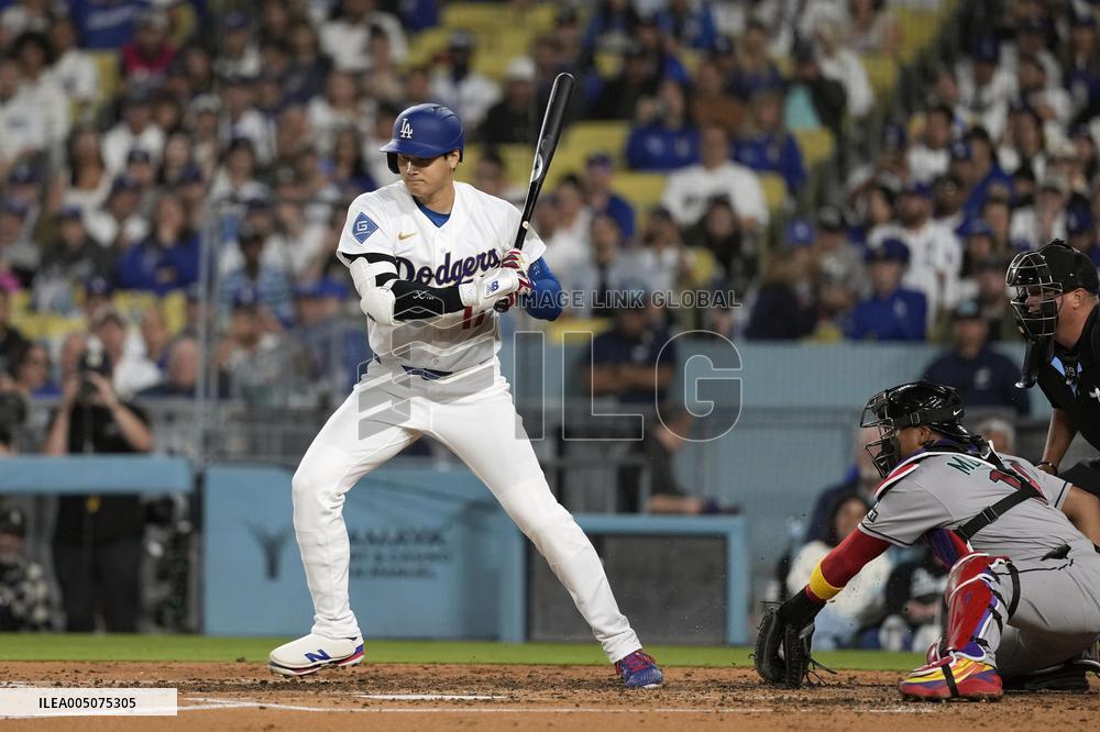 Baseball: Diamondbacks vs. Dodgers