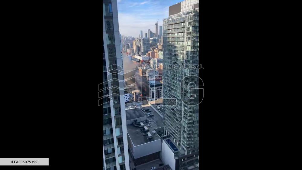 Canada: Rooftop Fire Breaks Out in Downtown Toronto After Possible Propane Explosion 6