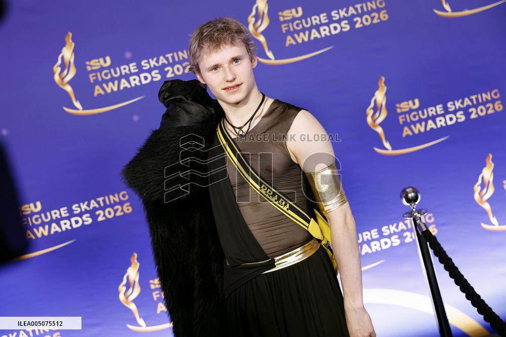 Figure skating: ISU awards