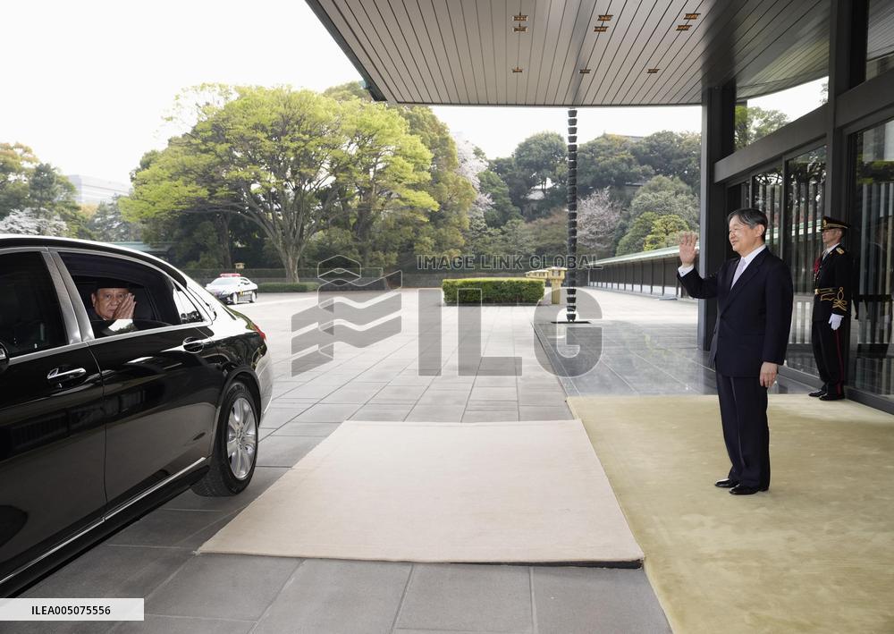 Emperor meets with Indonesian president