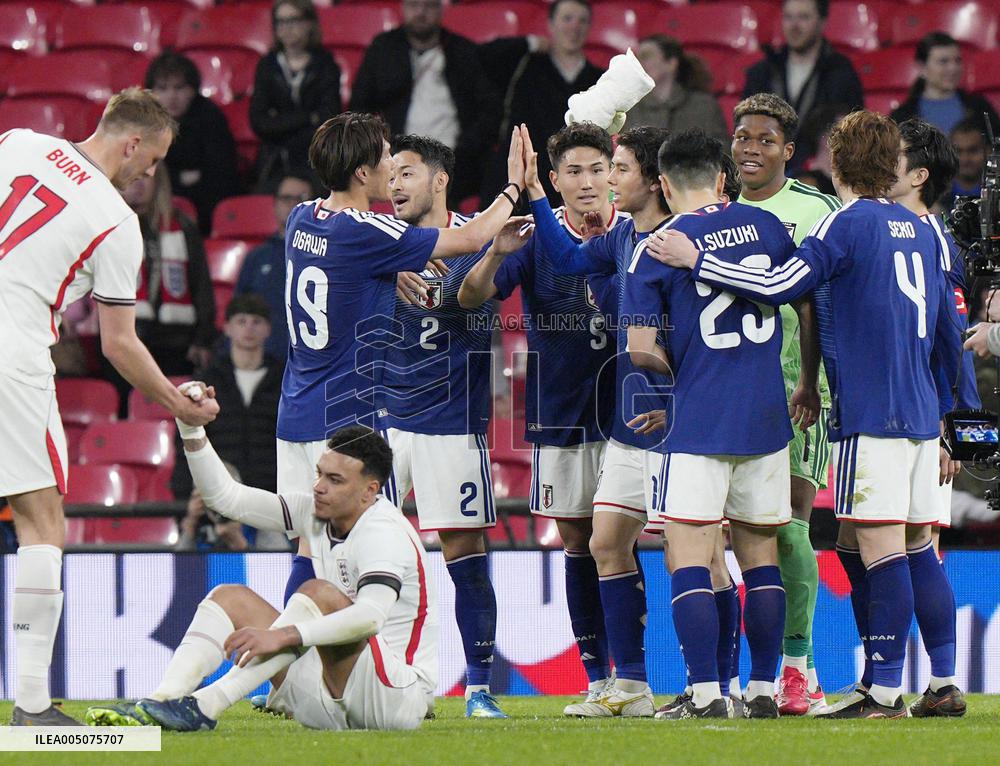Football: Japan vs. England