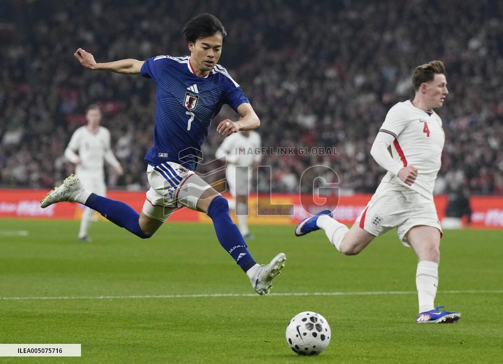 Football: Japan vs. England