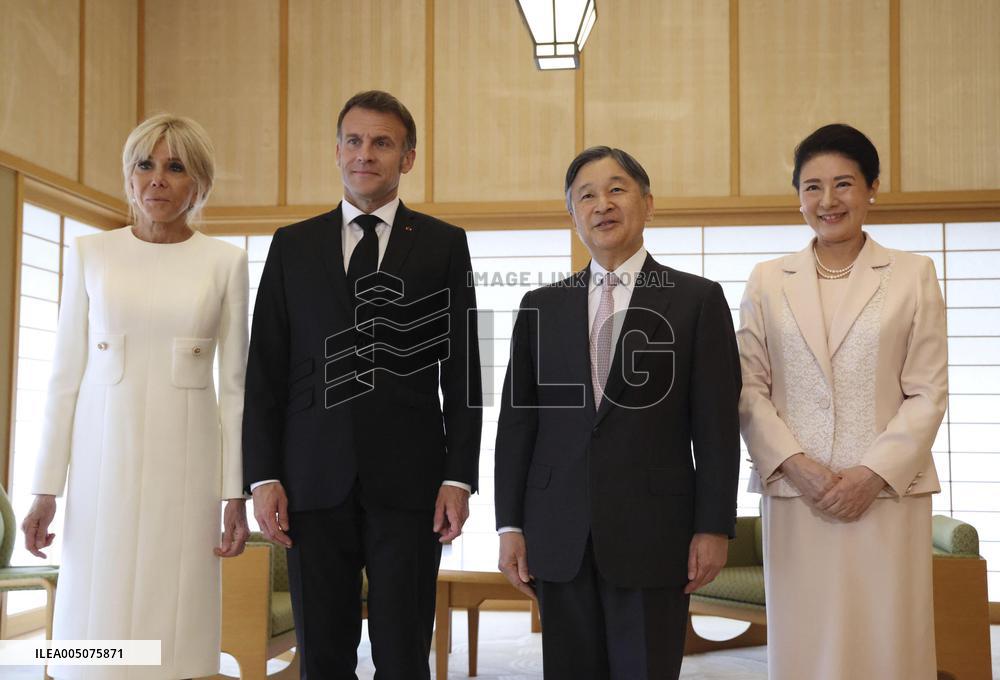 Emperor meets with French president