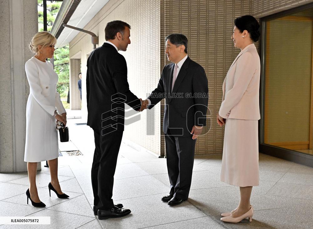 Emperor meets with French president