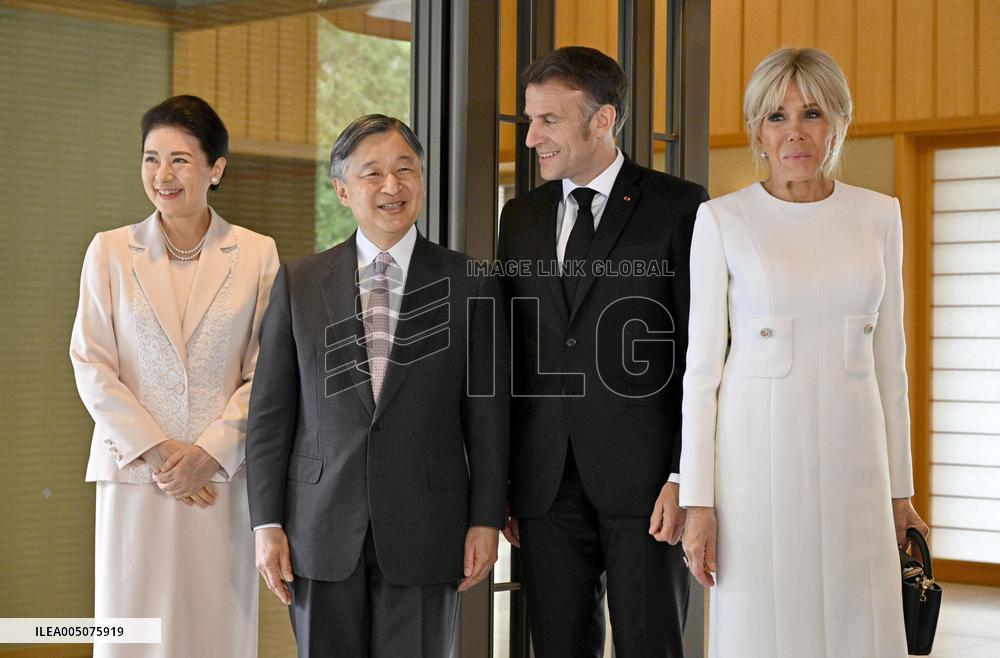 Japan emperor, empress meet with French President Macron, wife