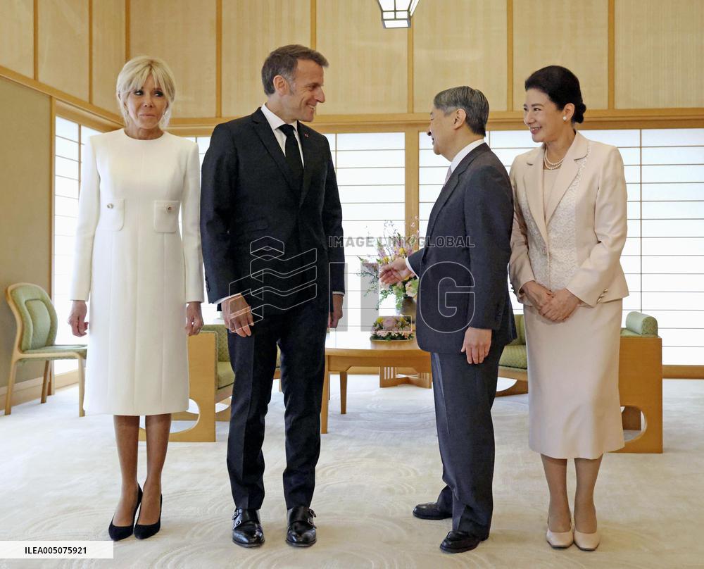 Japan emperor, empress meet with French President Macron, wife