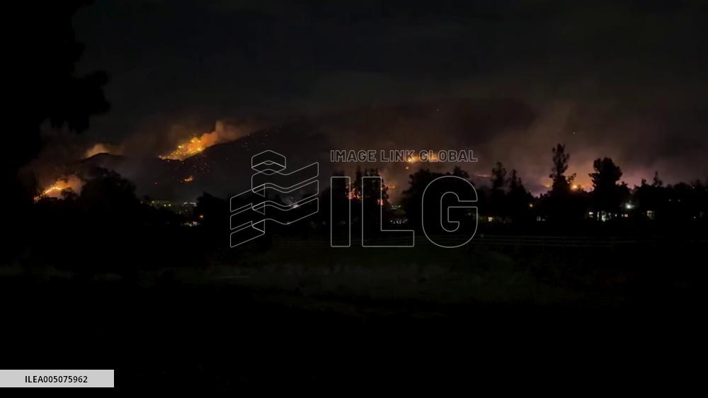 US: Fast-Moving Springs Fire Breaks Out in Riverside County, Prompting Evacuations 2