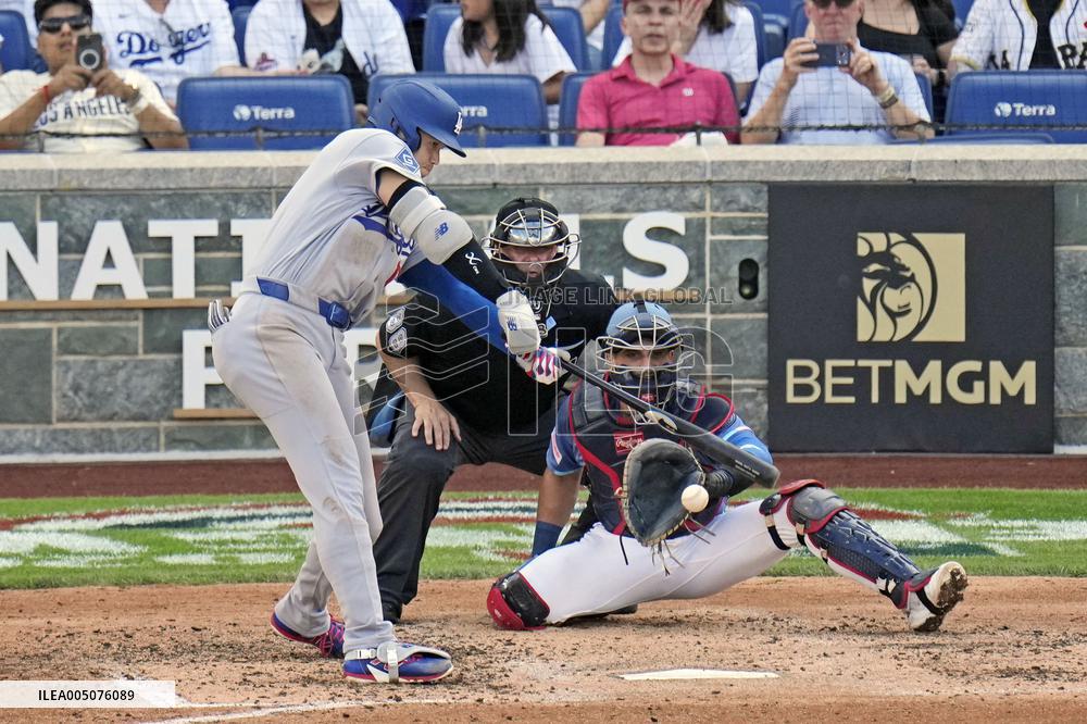 Baseball: Dodgers vs. Nationals