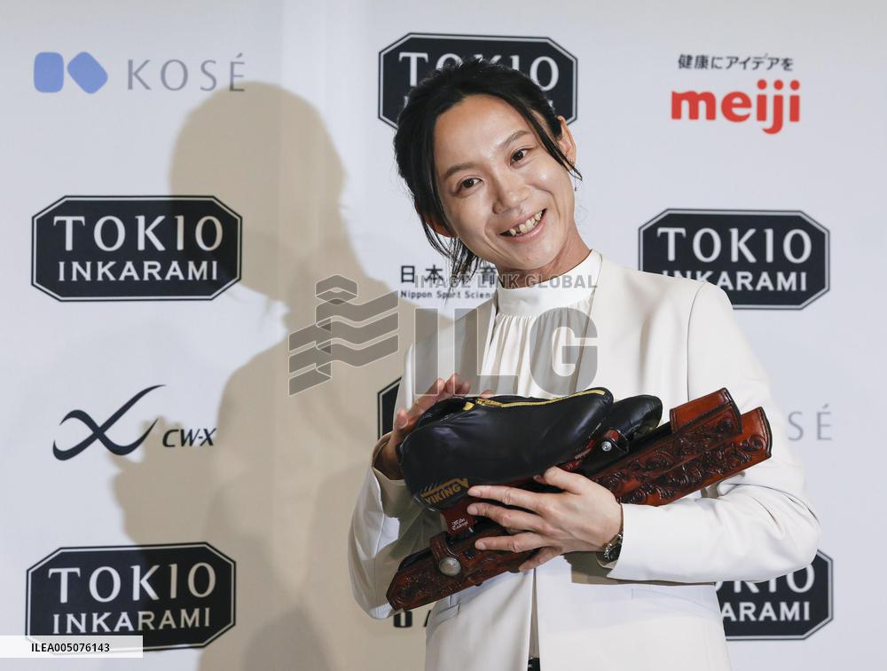 Speed skating: Takagi holds retirement press conference