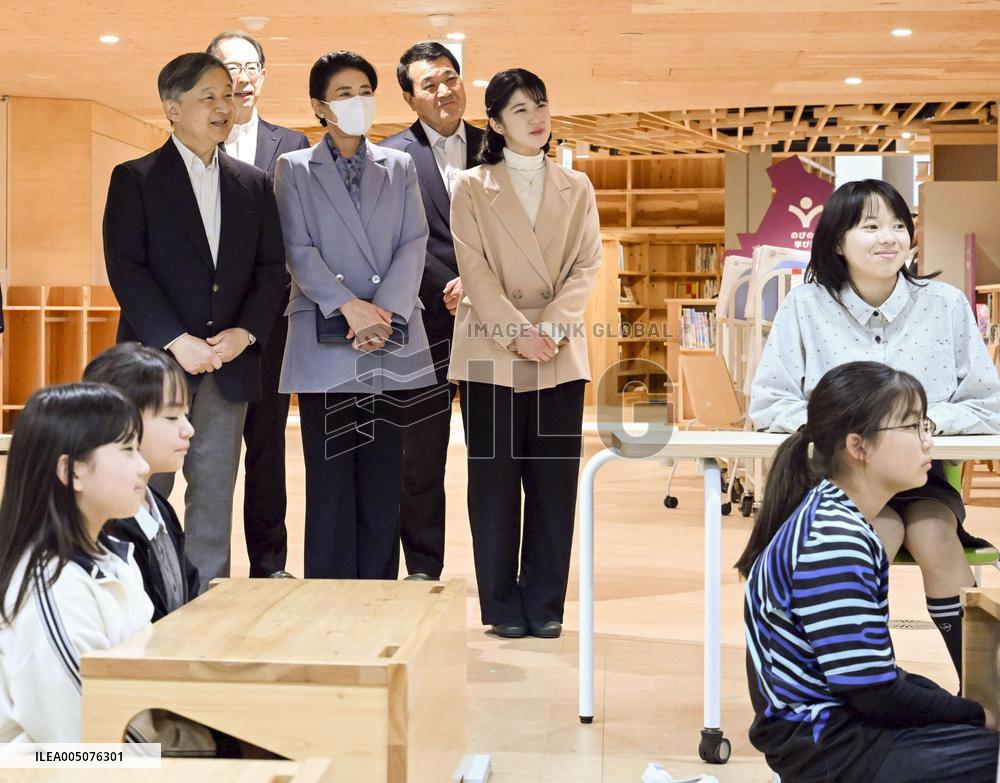 Japan imperial family's trip to Fukushima