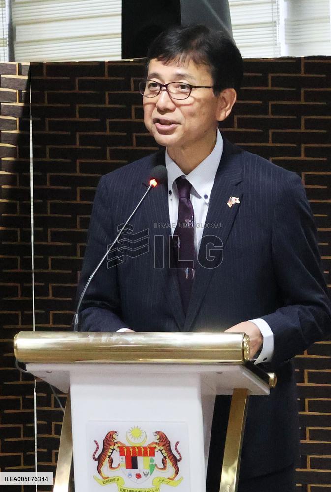 Japan hands over cease-fire monitoring devices to Malaysia