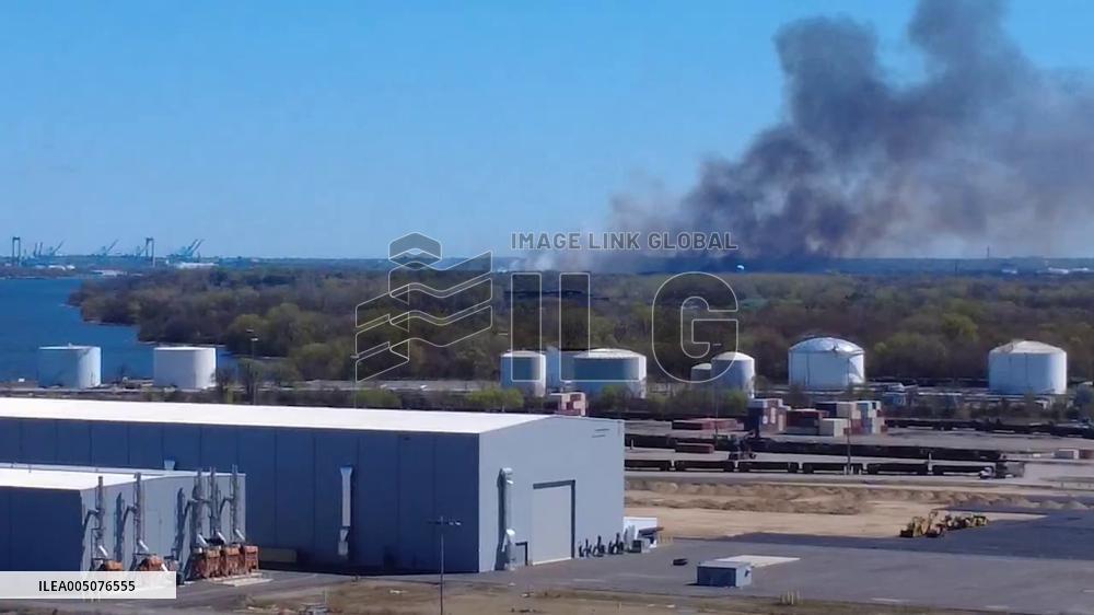 US: Smoke Rises as 160-Acre Wildfire in New Jersey Prompts Evacuations