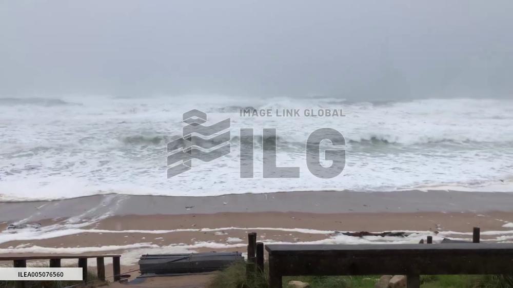 New Zealand: Cyclone Vaianu Batters North Island, Forcing Evacuations and Power Outages