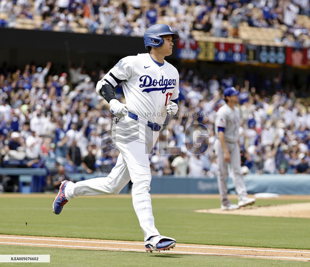 Baseball: Rangers vs. Dodgers