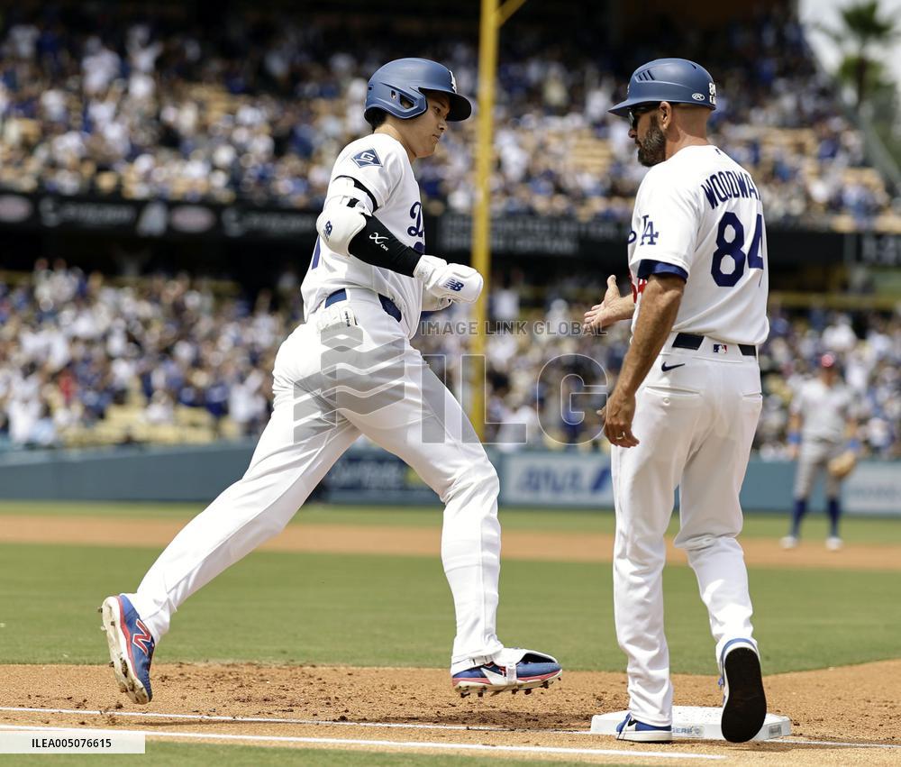 Baseball: Rangers vs. Dodgers
