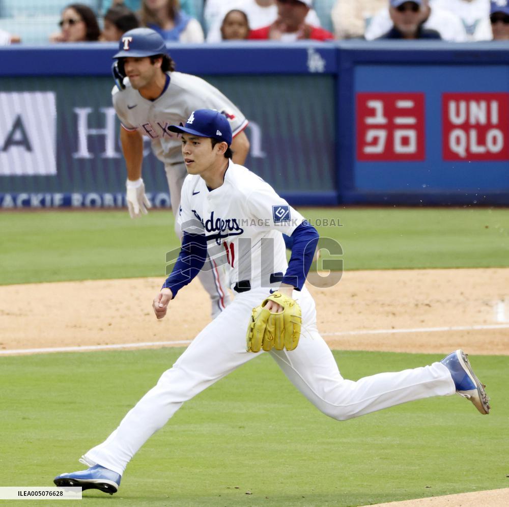 Baseball: Rangers vs. Dodgers