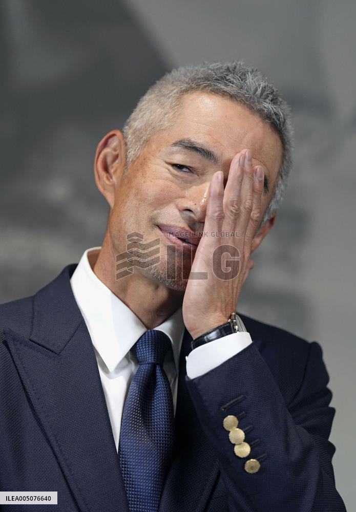 Baseball: Mariners unveil statue of Hall of Famer Ichiro