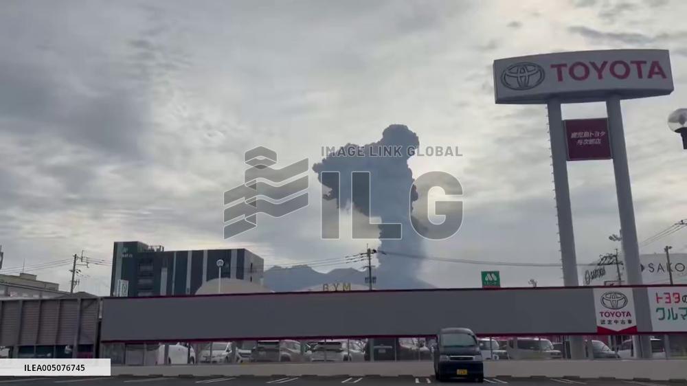 Japan: Sakurajima Volcano Erupts Twice in Two Days for First Time This Year 2