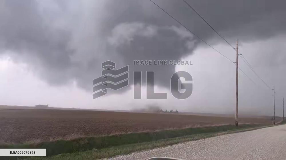 US: Brief Tornado Reported Near Eldora, Iowa as NWS Issues Warning