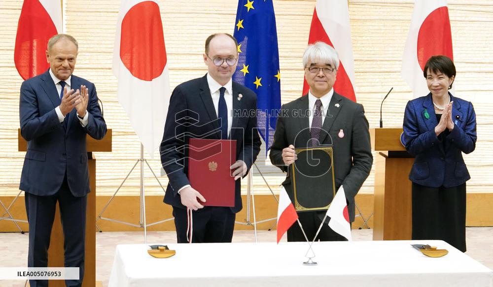 Japan-Poland summit