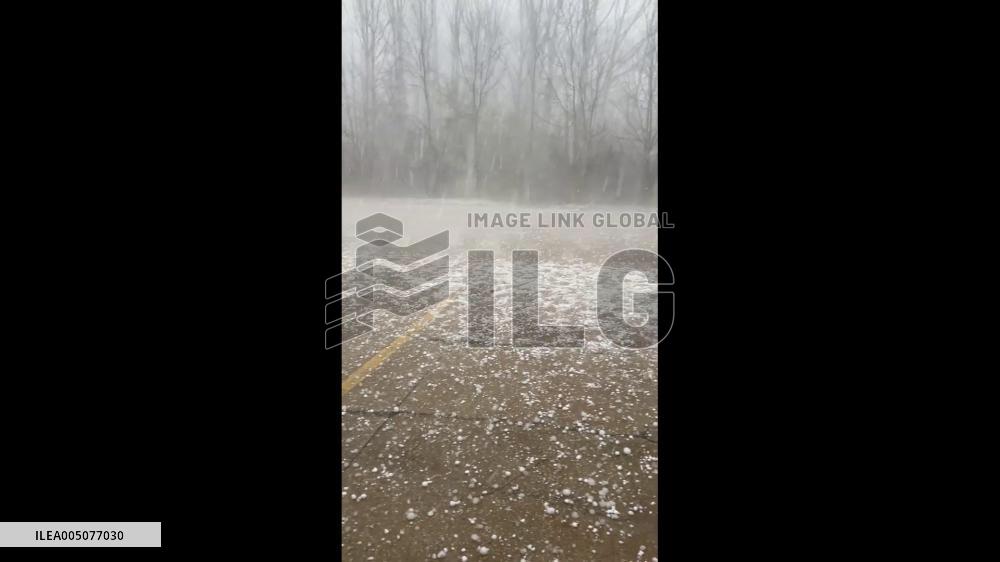 US: Large Hail Pelts Northeast Ohio