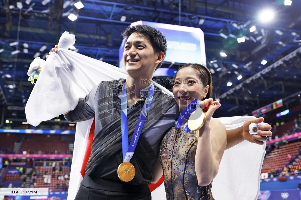 Figure skating: Olympic champion pair Miura, Kihara retire