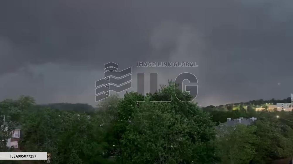 US: Power Flashes Spotted in Hermitage Amid Severe Storms in Middle Tennessee