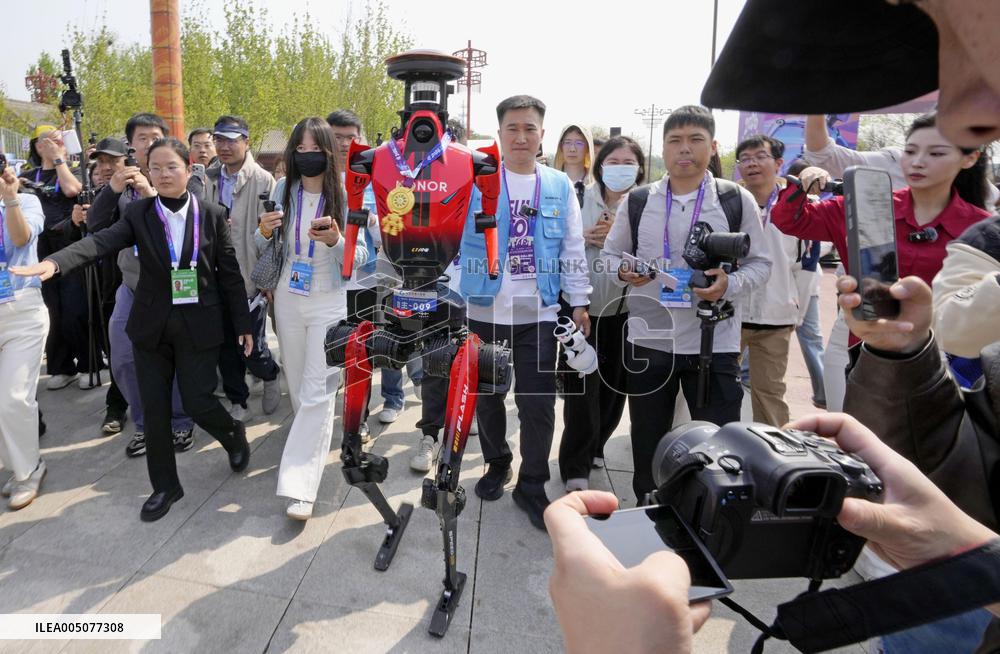 Robot marathon in Beijing