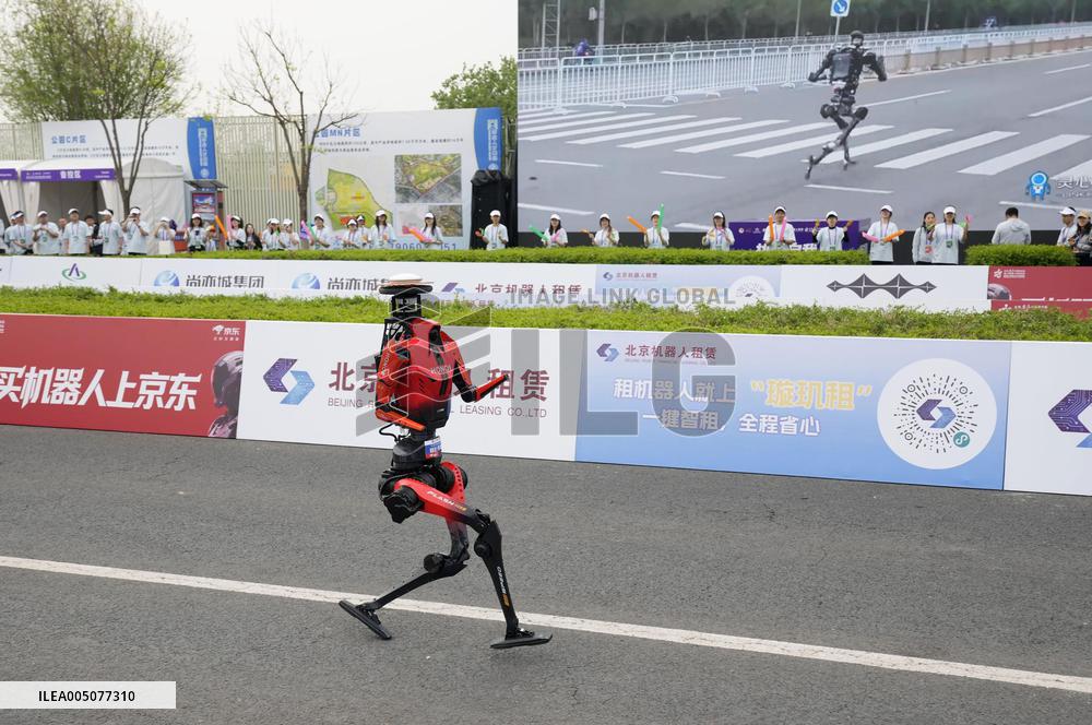 Robot marathon in Beijing