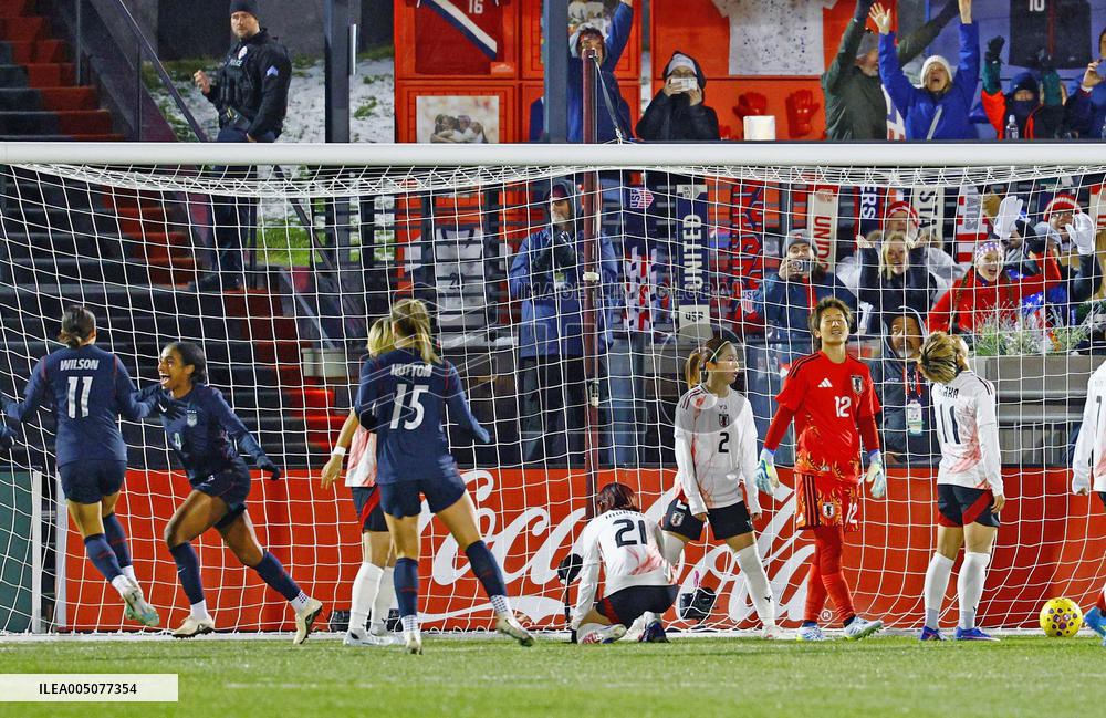 Football: Friendly between Japan and U.S.
