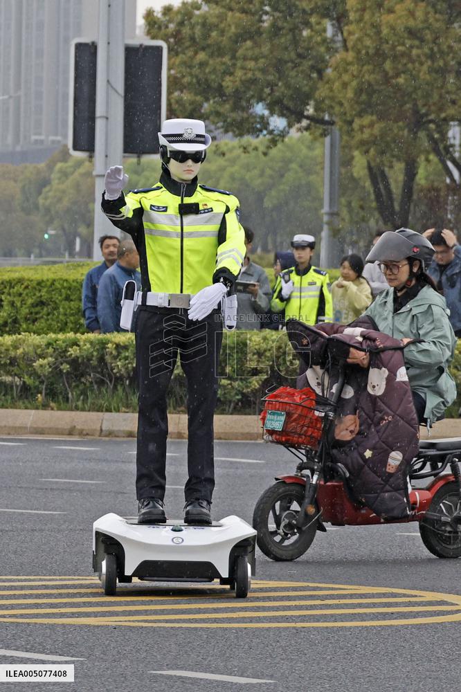 Robot police officer in China