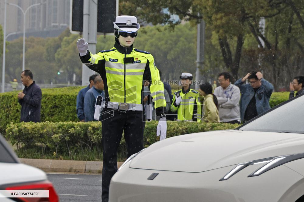 Robot police officer in China