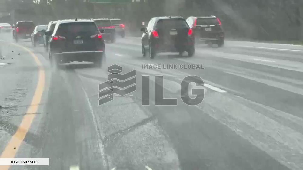 US: Rochester Sees 25-Degree Temperature Drop as Snow and Rain Mix