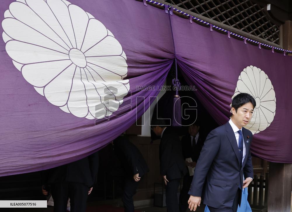Japanese lawmaker visits Yasukuni shrine
