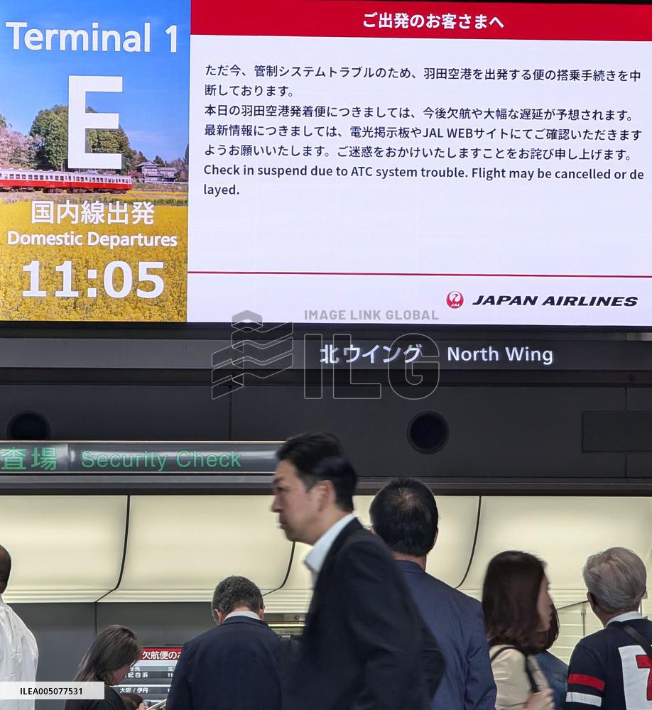 Traffic control glitch delay flights at Haneda airport