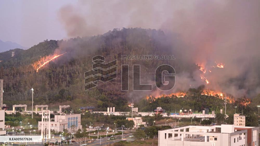 China: Time-Lapse Captures Forest Fire Ripping Through Mountainside in Shenzhen