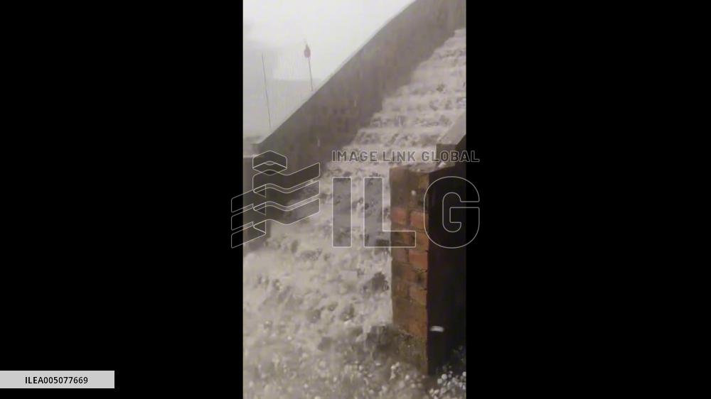 China: Egg-Sized Hailstones Blanket Streets in Baise as Violent Storm Sweeps Guangxi