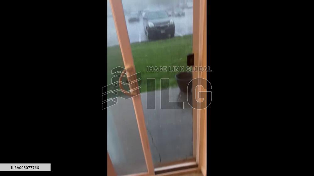 US: Tornado-Warned Storm Brings Hail to Omaha Metro Area