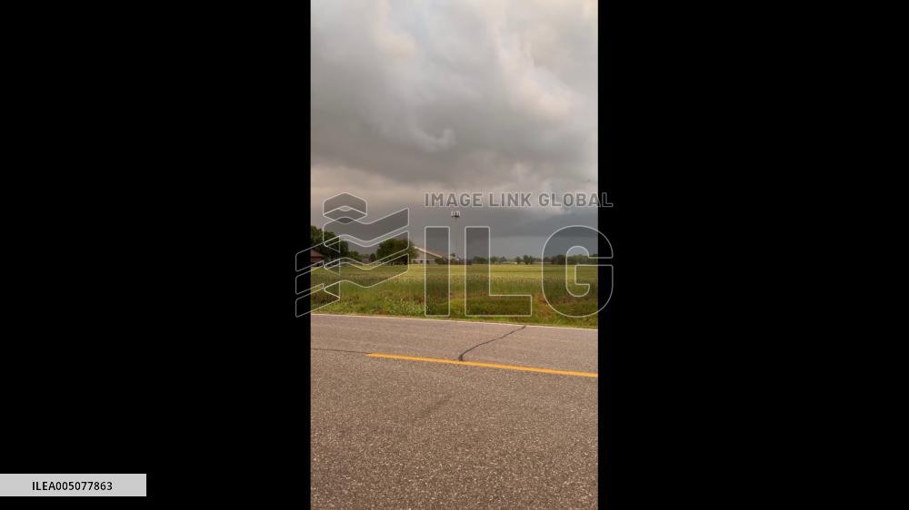 US: Tornado Hits Enid, Oklahoma 3