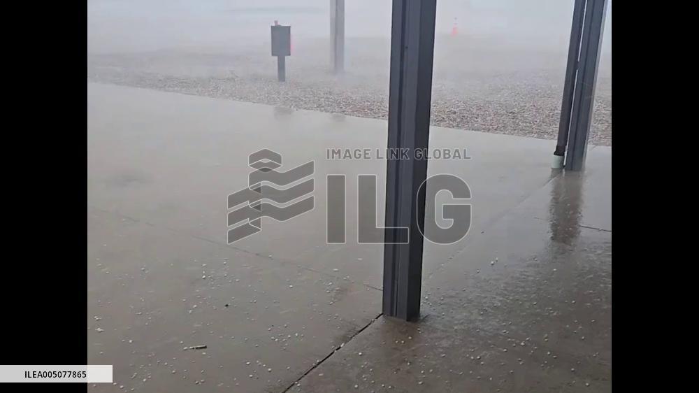 US: Severe Thunderstorms Sweep Across Iowa, Bringing Hail, Damaging Winds