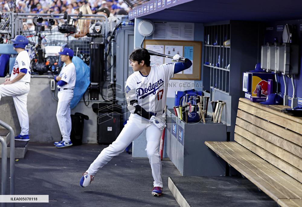Baseball: Cubs vs. Dodgers