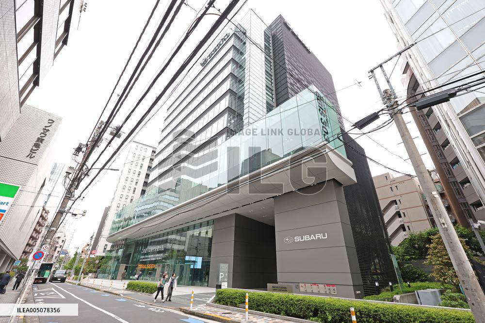 SUBARU exterior, logo and signboard