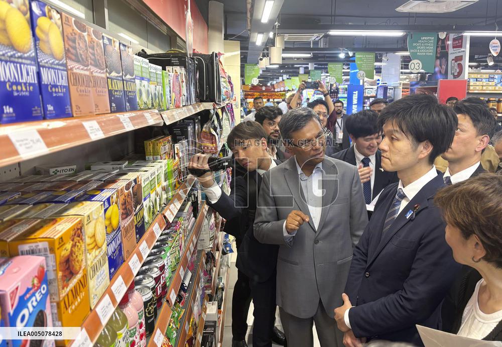 Japanese farm minister Suzuki in Bangladesh